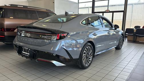 2024 Hyundai SONATA Hybrid SEL