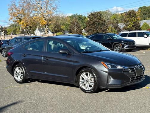 2020 Hyundai ELANTRA Value Edition