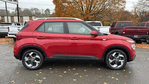 2022 Hyundai VENUE Limited