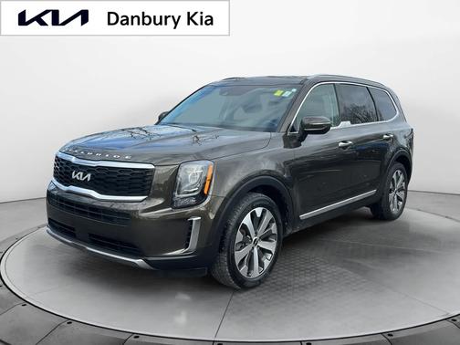 2022 Kia Telluride S