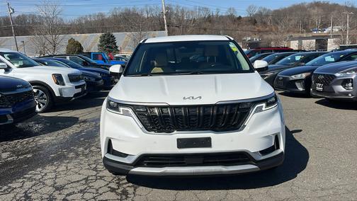 2024 Kia Carnival EX