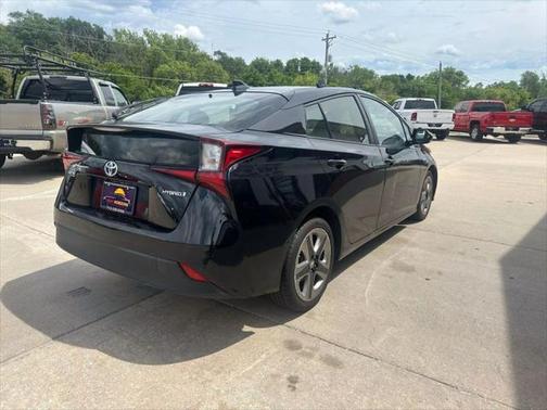 2020 Toyota Prius XLE