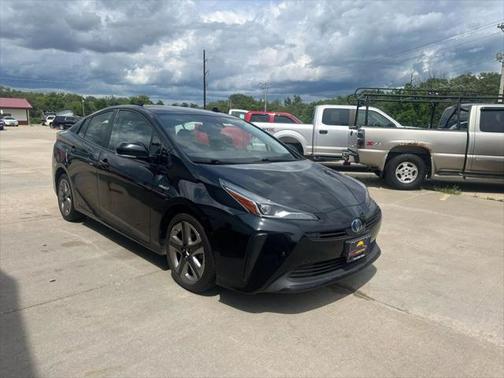 2020 Toyota Prius XLE