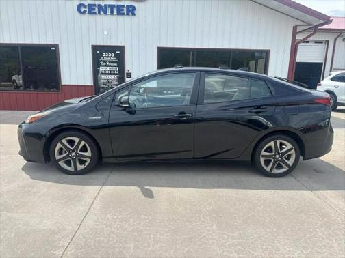 2020 Toyota Prius XLE