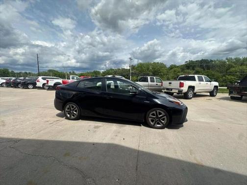 2020 Toyota Prius XLE