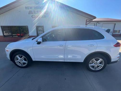 2017 Porsche Cayenne S