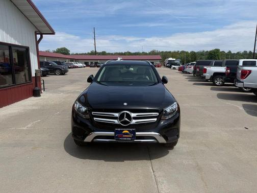 2017 Mercedes-Benz GLC 300 4MATIC