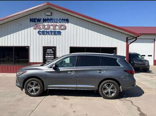 2017 INFINITI QX60 Base