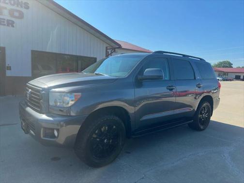 2016 Toyota Sequoia SR5