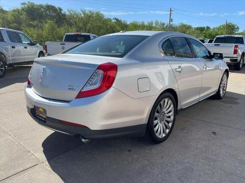 2014 Lincoln MKS Base