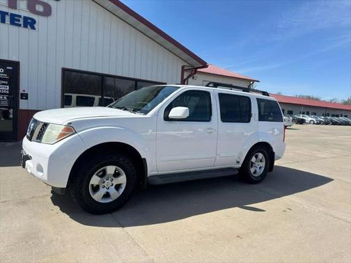 2006 Nissan Pathfinder SE