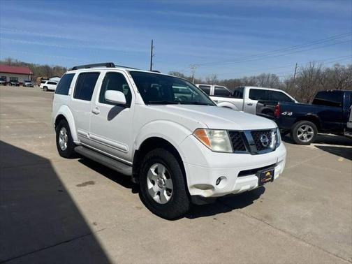 2006 Nissan Pathfinder SE