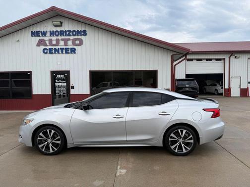 2016 Nissan Maxima S Sedan 4D