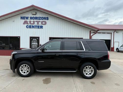 2017 GMC Yukon SLT