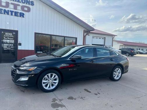 2022 Chevrolet Malibu FWD LT