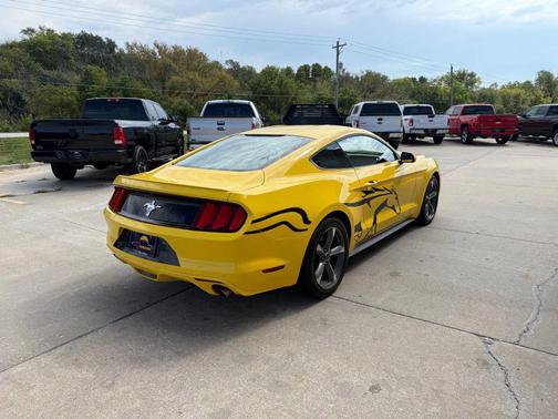 2015 Ford Mustang V6