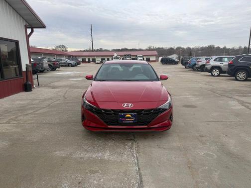 2021 Hyundai ELANTRA SEL