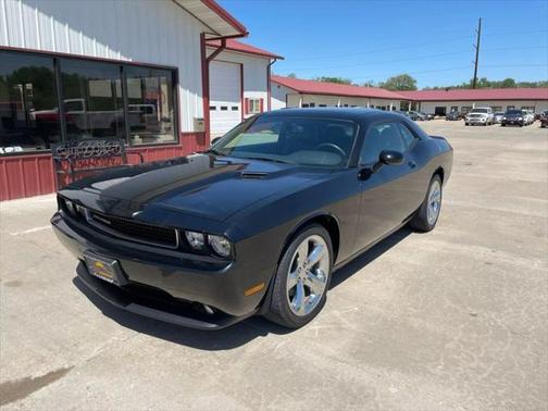 2012 Dodge Challenger SXT