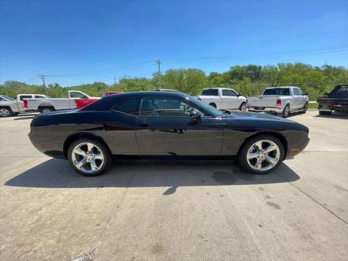 2012 Dodge Challenger SXT
