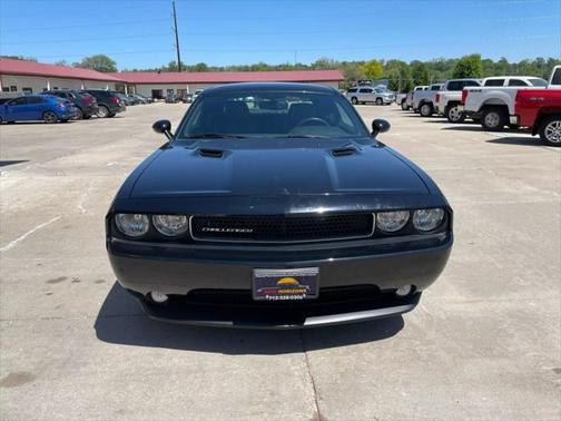2012 Dodge Challenger SXT