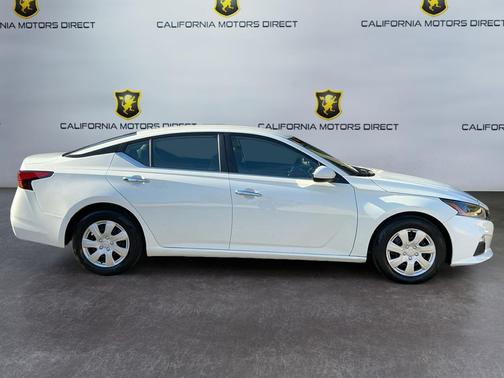 2022 Nissan Altima S FWD