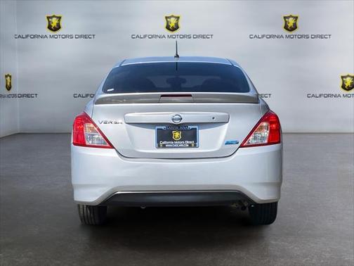 2015 Nissan Versa 1.6 S+
