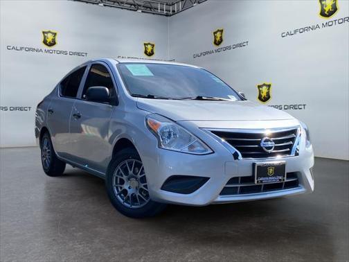 2015 Nissan Versa 1.6 S+