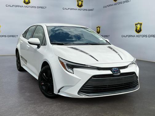 Ice Cap 2025 Toyota Corolla Hybrid LE