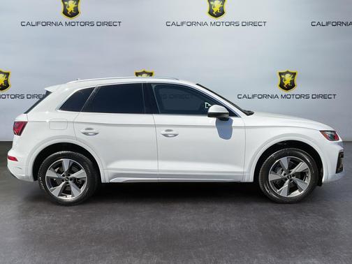 2023 Audi Q5 40 Premium Plus