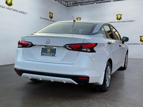 2020 Nissan Versa 1.6 S