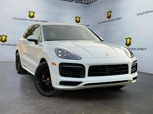 2021 Porsche Cayenne GTS