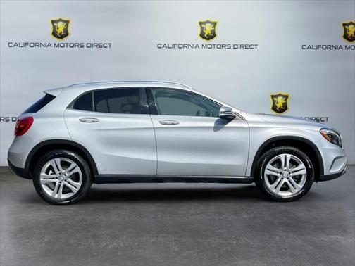 2017 Mercedes-Benz GLA 250 Base