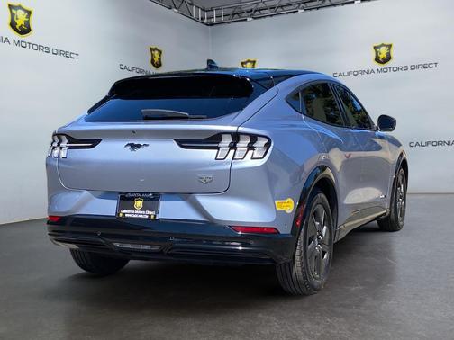 2022 Ford Mustang Mach-E California Route 1