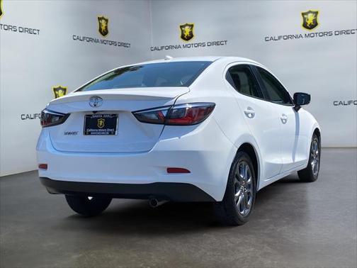 2019 Toyota Yaris Sedan LE