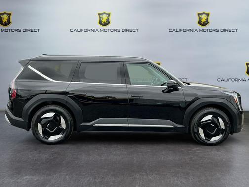 Aurora Black Pearl 2024 Kia EV9 Wind