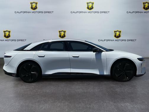 Stellar White Metallic 2024 Lucid Air Pure