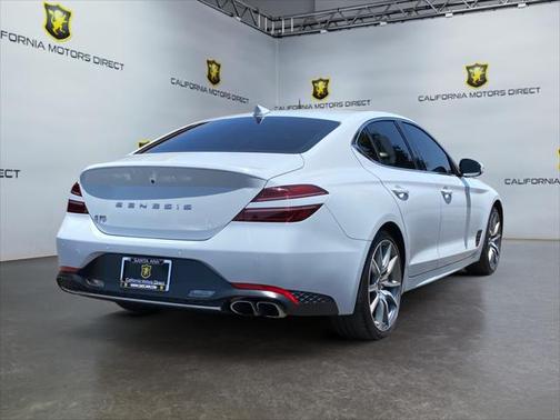 2022 Genesis G70 2.0T RWD