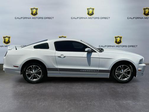 OXFORD WHITE 2014 Ford Mustang V6 Premium
