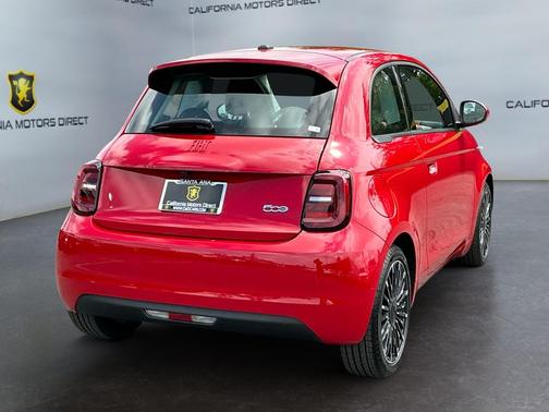 Red by (Red) 2024 FIAT 500e INSPI(RED) FWD
