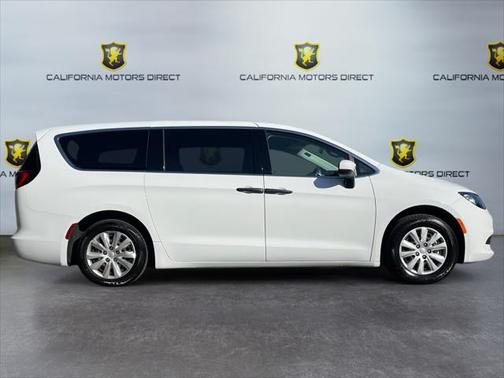 2020 Chrysler Voyager L