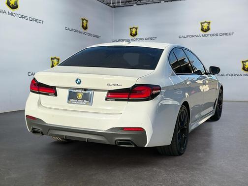 2022 BMW 530e Base