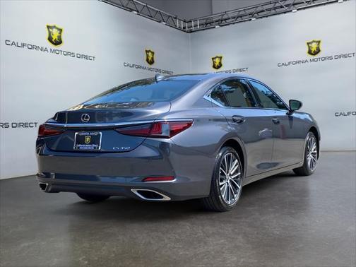 2023 Lexus ES 350 Base