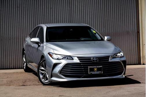 2019 Toyota Avalon XLE
