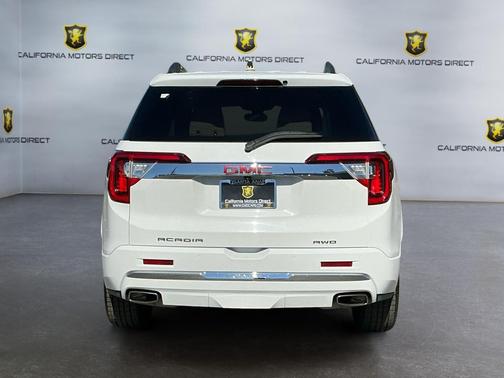 Summit White 2023 GMC Acadia Denali