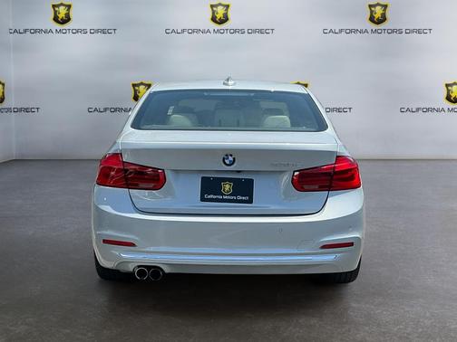 Glacier Silver Metallic 2016 BMW 330e 330e
