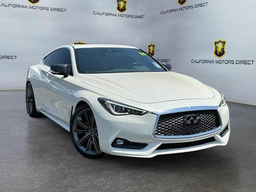 Majestic White 2018 INFINITI Q60 3.0t Red Sport 400