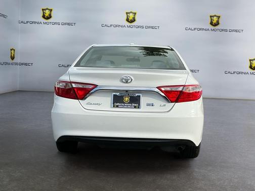 2017 Toyota Camry Hybrid LE