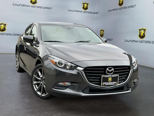 2018 Mazda Mazda3 Touring