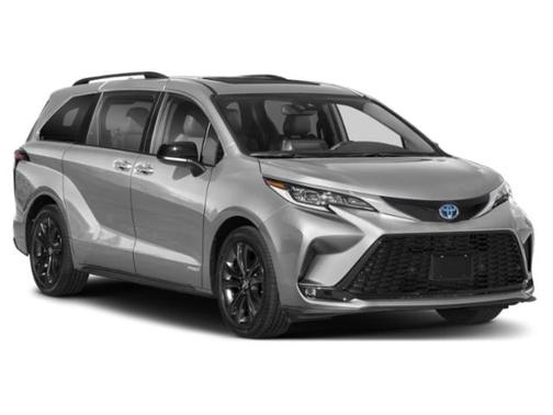2024 Toyota Sienna XSE 7 Passenger