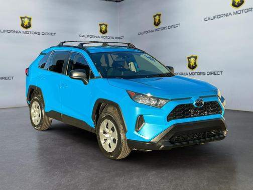 2020 Toyota RAV4 LE